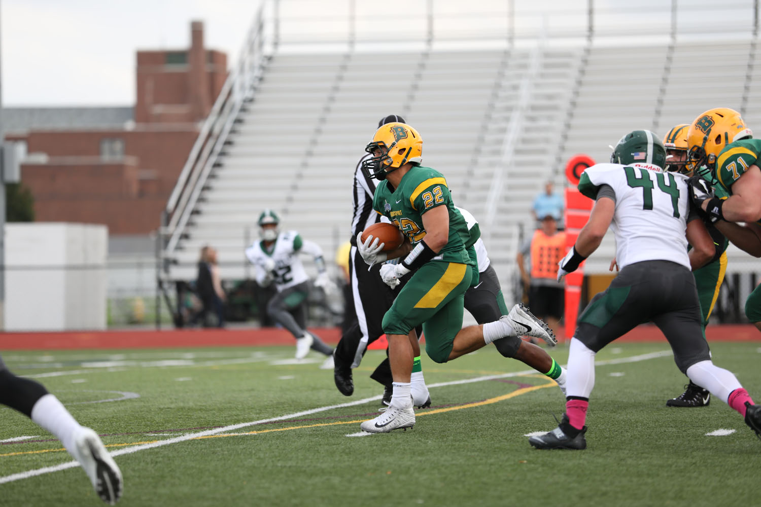 RB Justin Morrison running to the endzone