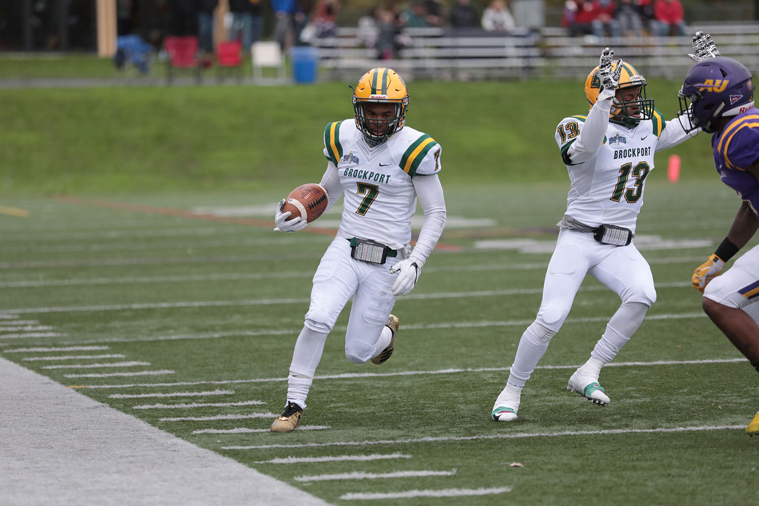 Tyree Brown headed to the sidelines after a punt return