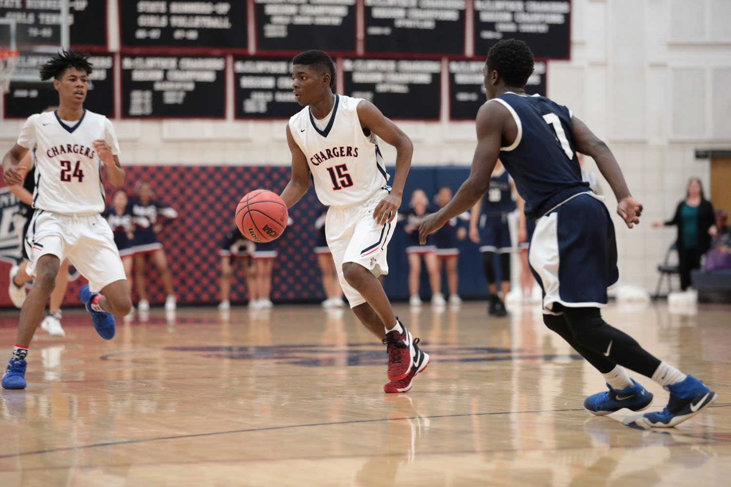 Jordan Martin brining up the ball on offense