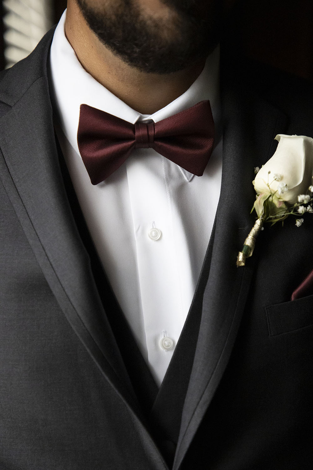 Noe's Tux details