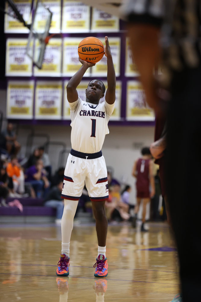 Davion attempts a free throw