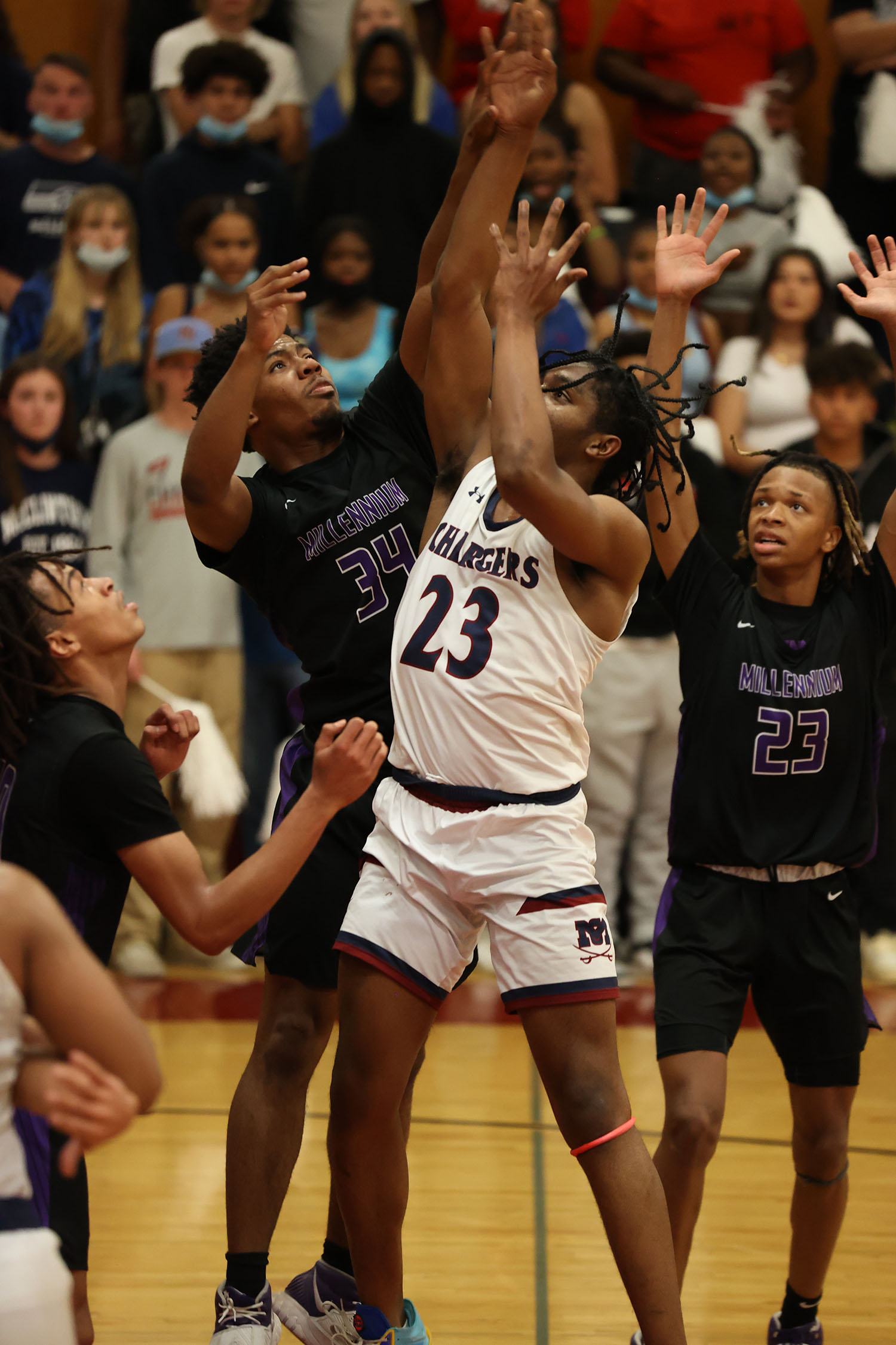 Jaylen Wesley going up for a shot