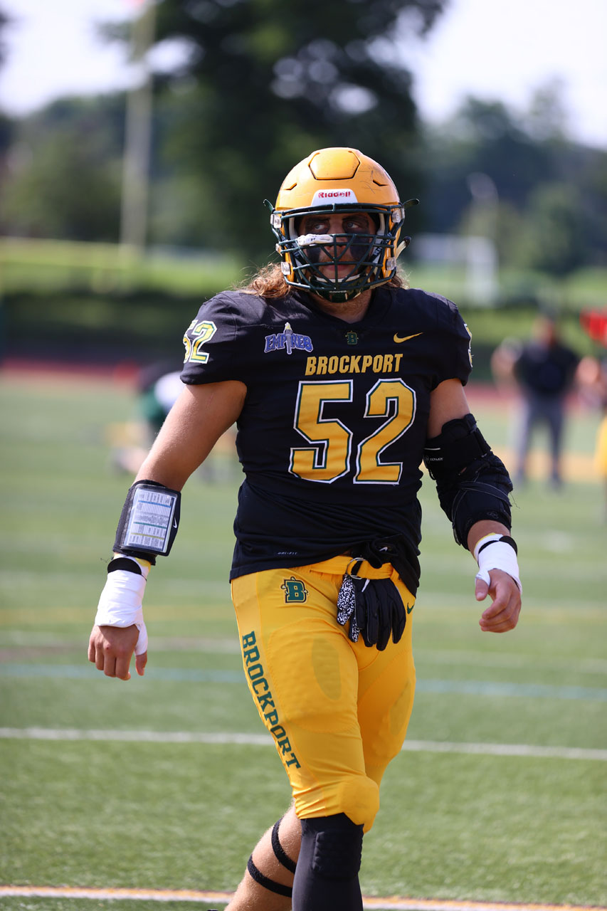 Brockport vs Framingham State- Linebacker Ben Damiani