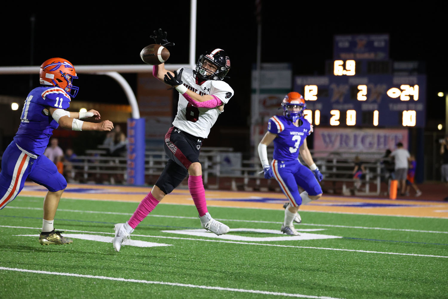 Desert Ridge WR making the catch